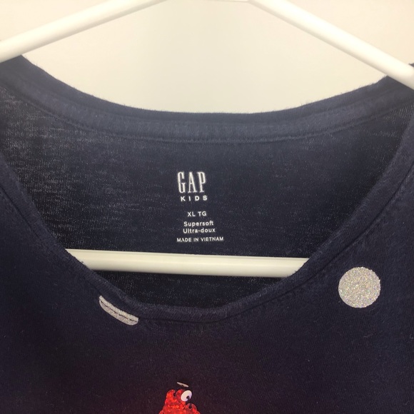 2/$25 GAP Kids Girl's Flippy Maple Leaf Navy Tee, XL - Picture 11 of 14